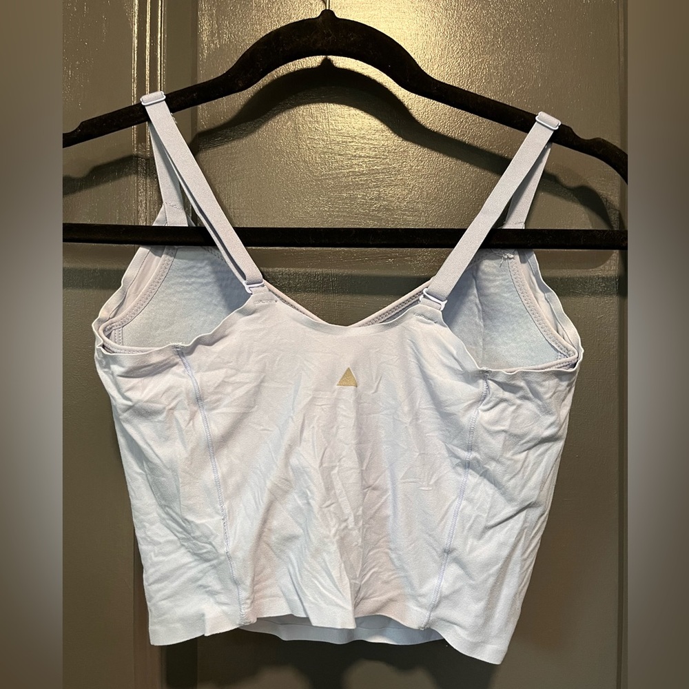 Balance ATHLETICA athleisure top